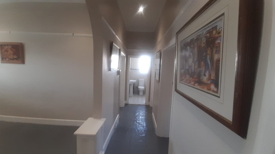 To Let 3 Bedroom Property for Rent in Mossel Bay Central Western Cape